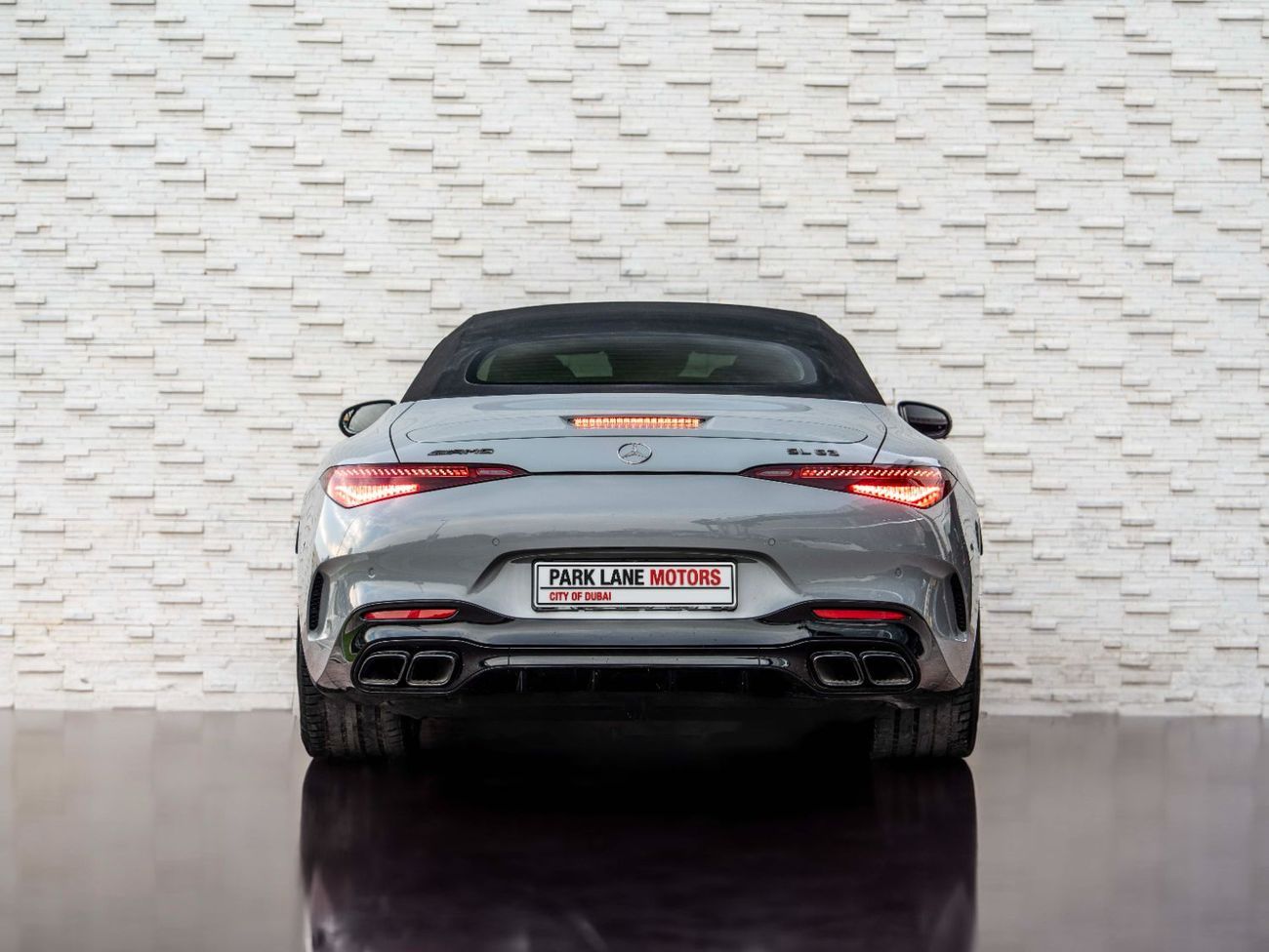 Mercedes-Benz SL 63 AMG Roadster SE Performance