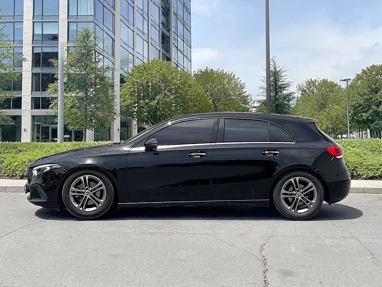 مرسيدس بنز A 200 864 PM | MERCEDES A200| 1.3L FWD | WELL MAINTAINED | 0% DOWNPAYMENT