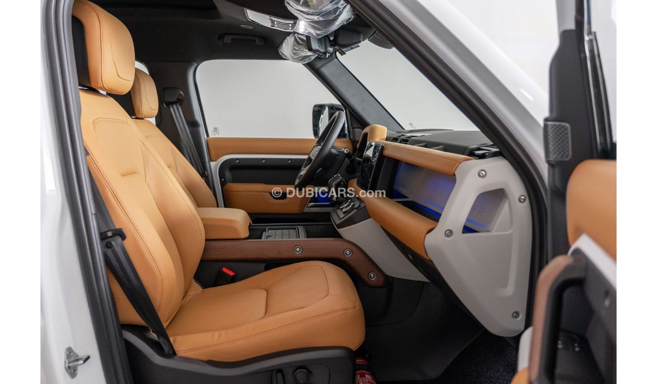 لاند روفر ديفندر 2024 Land Rover Defender P400 HSE / Land Rover Warranty & Service Contract / Delivery Mileage