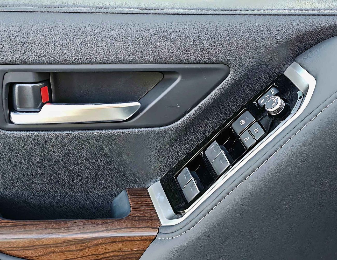 تويوتا لاند كروزر GXR | FULL OPTION | 3.3L V6 DIESEL | BIG DVD | JBL SPEAKERS (CODE#69006)