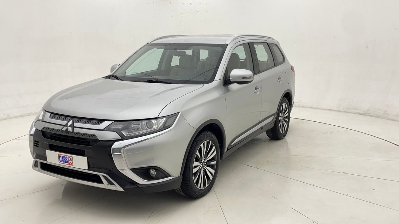 ميتسوبيشي آوتلاندر GLX MID 2.4 | بدون دفعة مقدمة | اختبار القيادة في المنزل