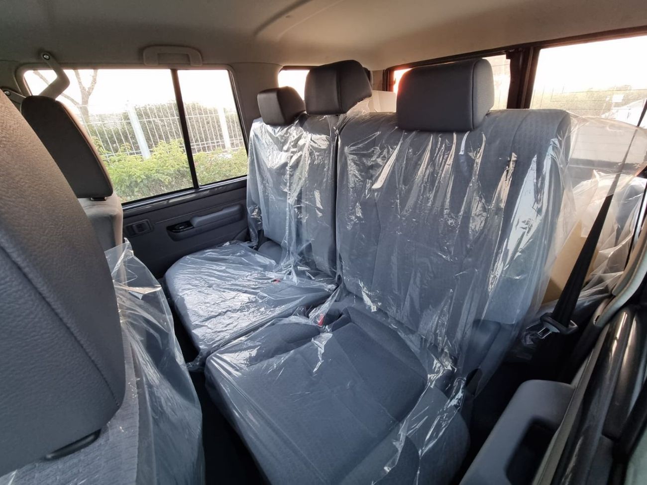 تويوتا لاند كروزر 70 Toyota LC 76 4.5 TDSL MID OPTION NEW SHAPE