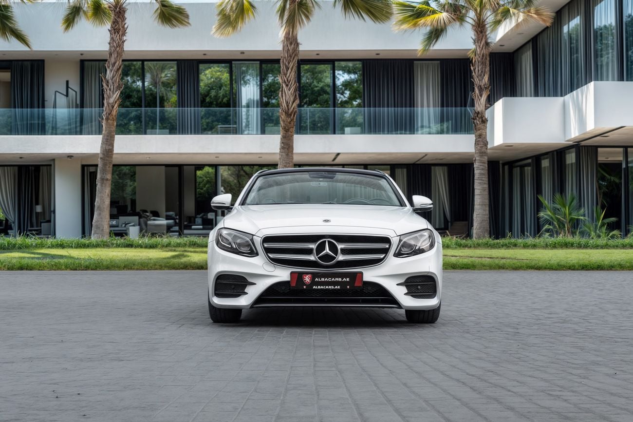 Mercedes Benz E300 E300 | 2,350 P.M | 0% Downpayment | FULL MERCEDES SERVICE HISTORY