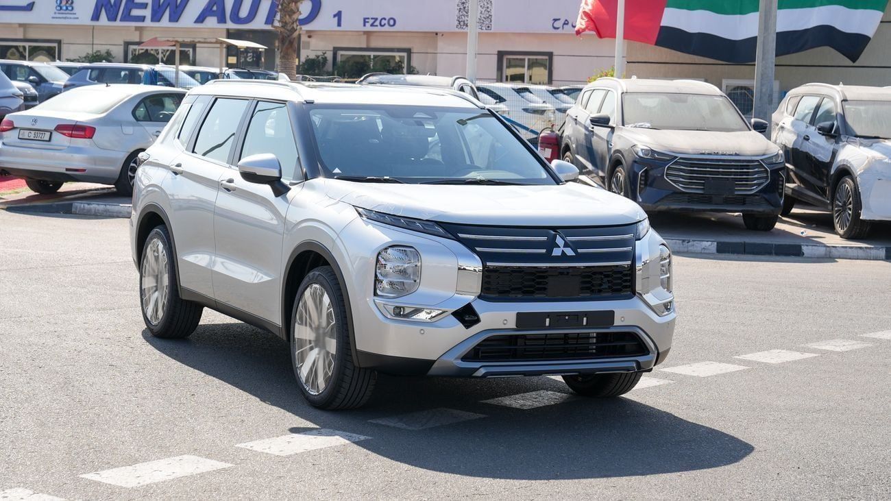 Mitsubishi Outlander Brand New 2026 Mitsubishi Outlander Medium Line (G05) 2.5L | 7-Seater SUV | GCC Spec | Export Only
