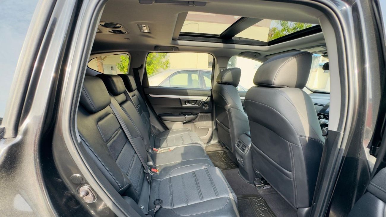 Honda CRV TOP GRADE | PUSH START | 1.5L PETROL ENGINE | AUTO | HEATED LEATHER SEATS | 4WD | RHD
