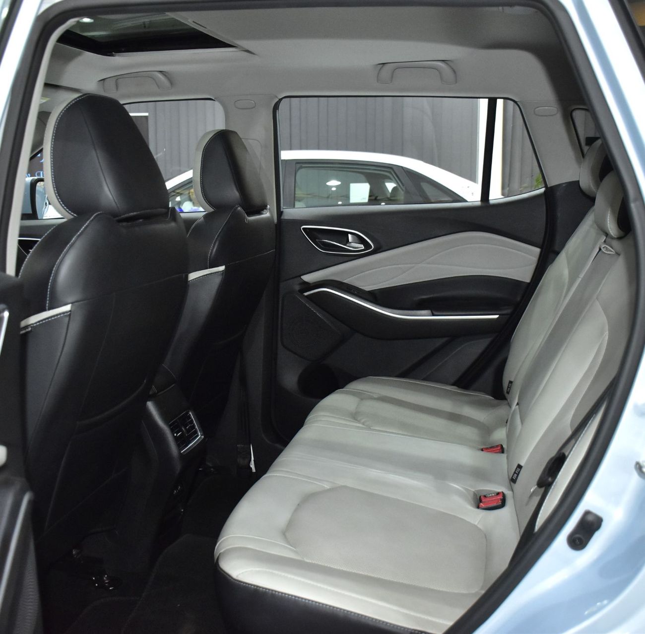 JAC JS4 EXCELLENT DEAL for our JAC JS4 1.5T ( 2023 Model ) in Blue Color GCC Specs