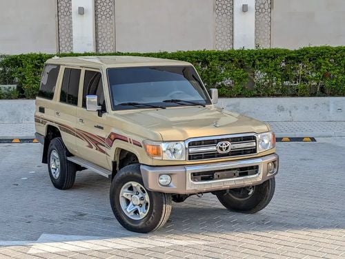 تويوتا لاند كروزر 70 LAND CRUISER 76 SERIES DIESEL GCC IN EXCELLENT CONDITION