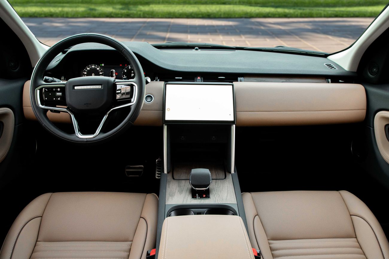 Land Rover Discovery Sport Discovery Sport Dynamic SE P250 | 3,232 P.M | 0% Downpayment | Amazing Condition!