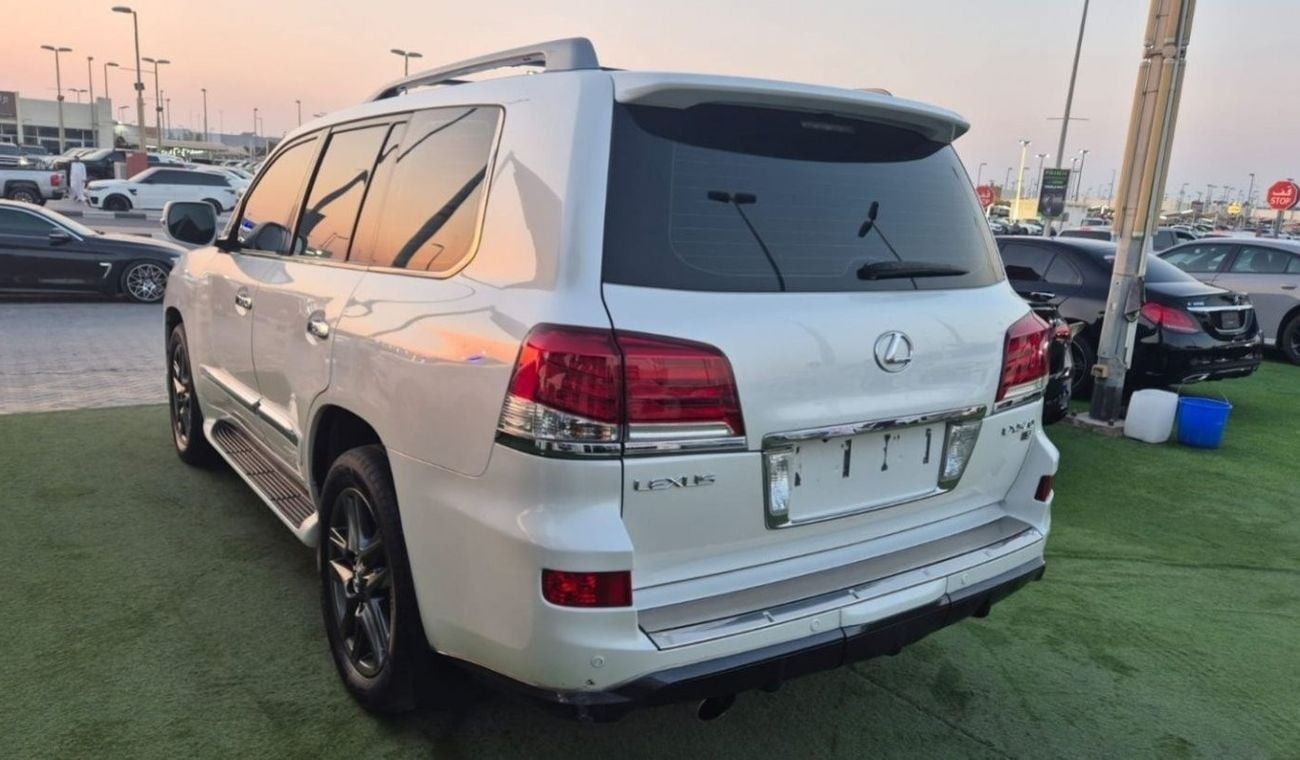 Lexus LX 570 2014 Lexus LX570 Sport Platinum (URJ201), 5dr SUV, 5.7L 8cyl Petrol, Automatic, All Wheel Drive. cle