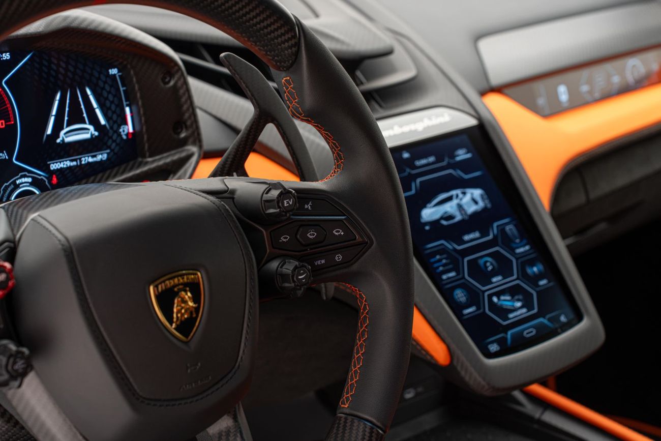 Lamborghini Revuelto Lamborghini Revuelto I Lease To Own I Brand New I Ad Personam I Warranty