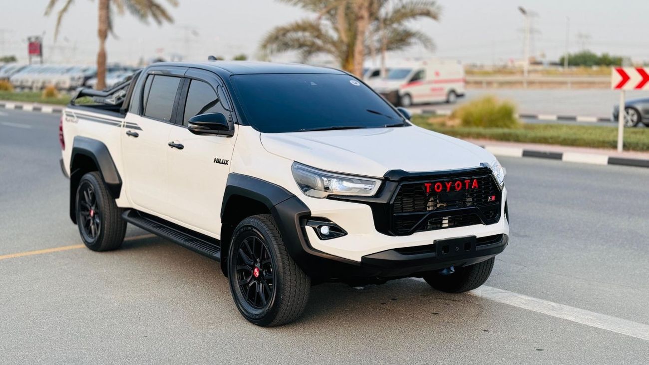 تويوتا هيلوكس -