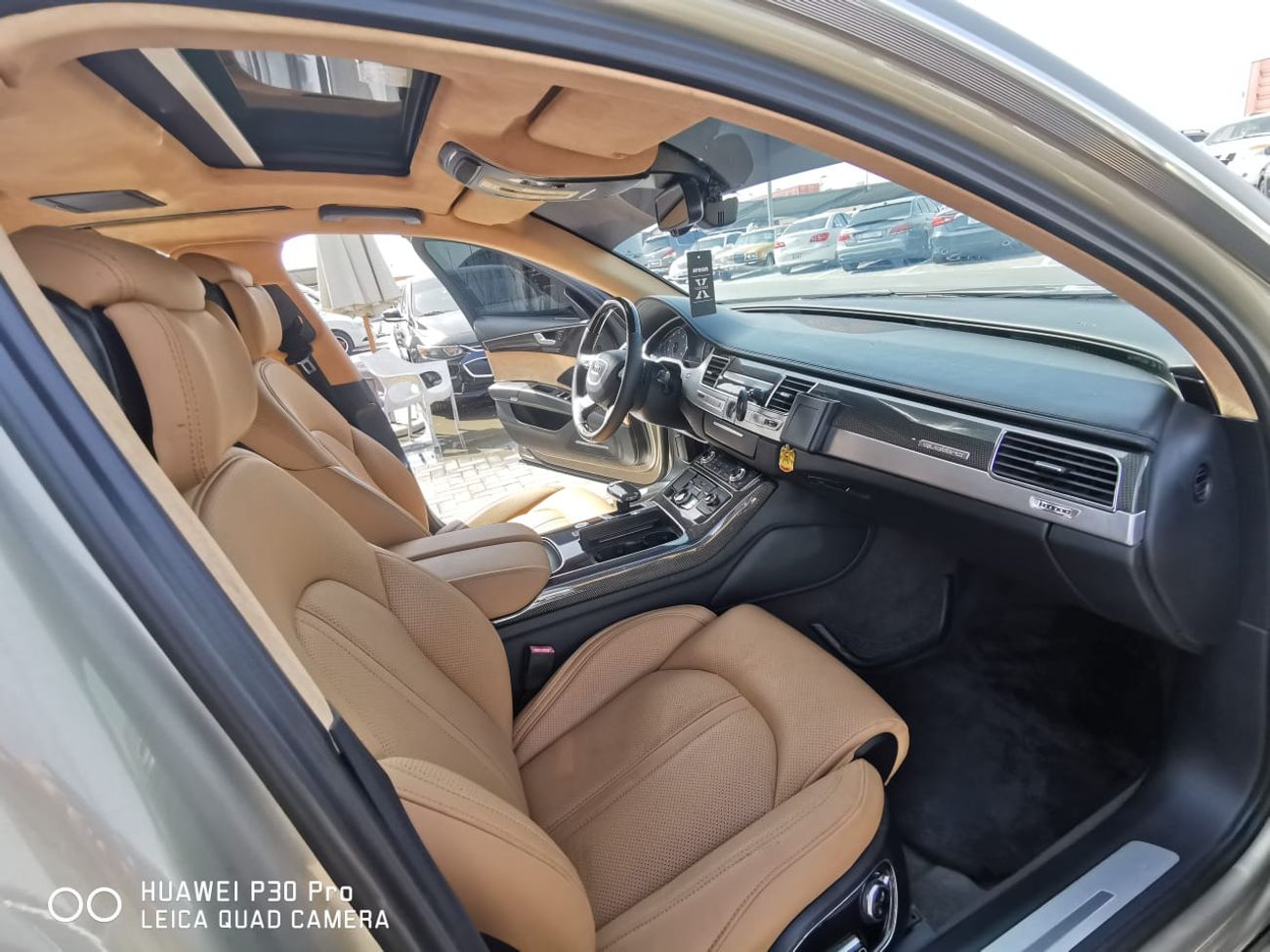 أودي A8 خليجي محول شكل 2020