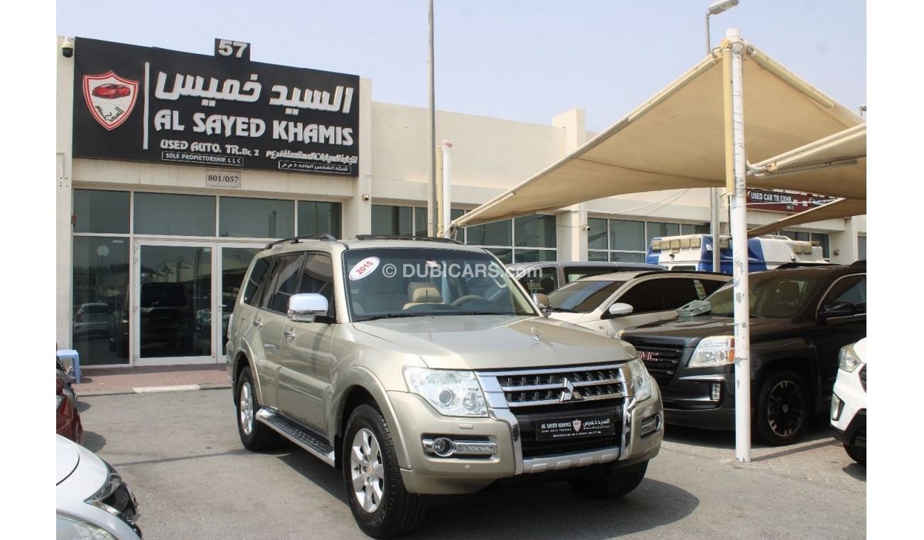 Mitsubishi Pajero GLS Top ACCIDENTS FREE - GCC - ORIGINAL PAINT - FULL OPTION - CAR IS IN PERFECT CONDITION INSIDE OUT