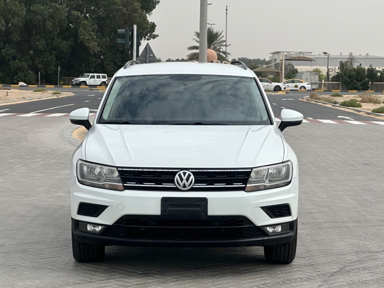 فولكس واجن تيجوان موديل 2018 خليجي حاله ممتازه من الداخل والخارج