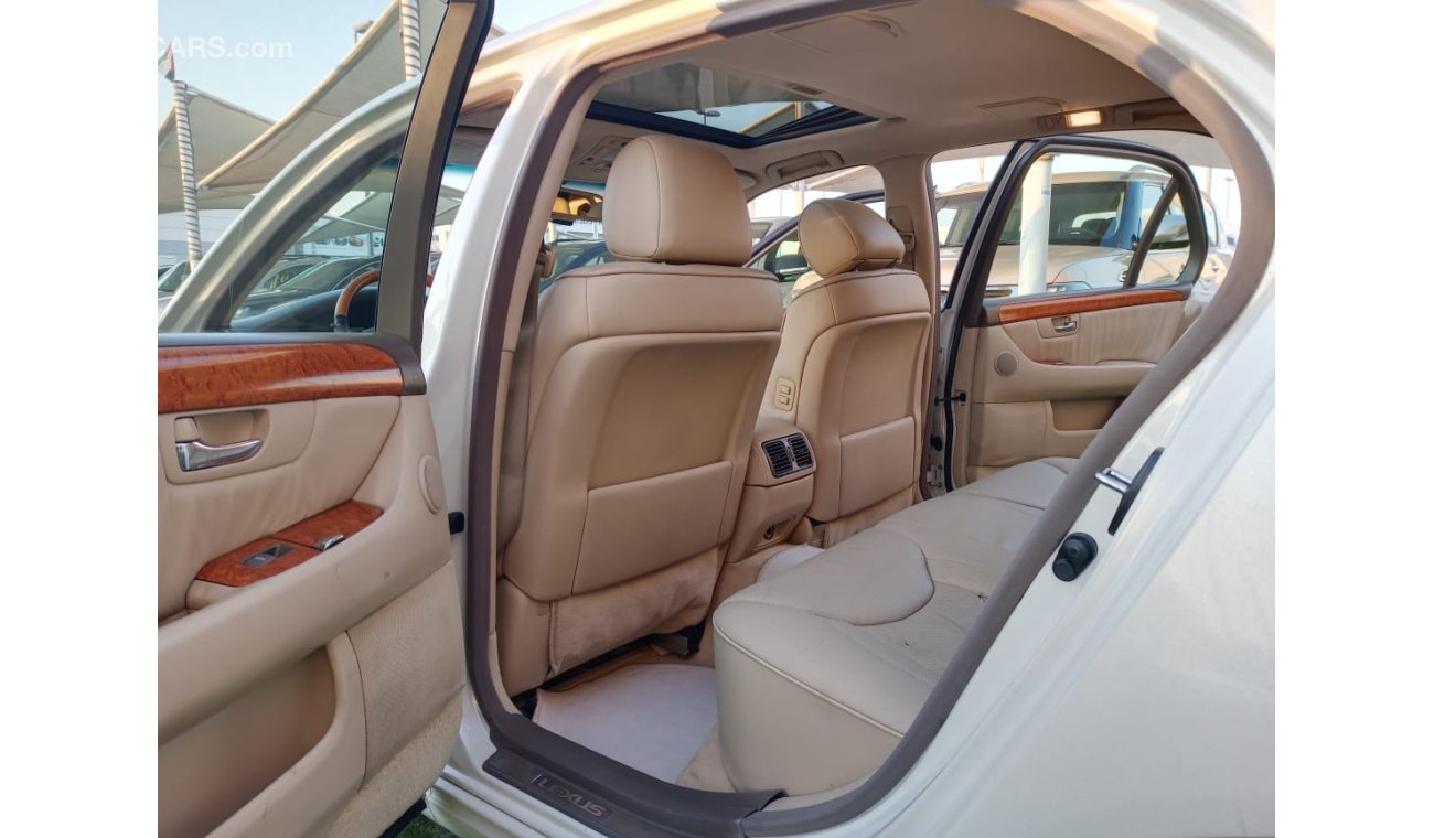 Lexus LS 430 American import white color inside beige 1/2 ultra full option slot leather alloy wheels wood sensor