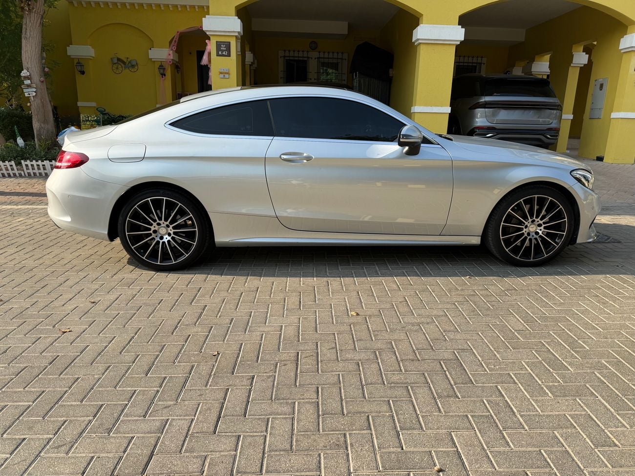 مرسيدس بنز C 300