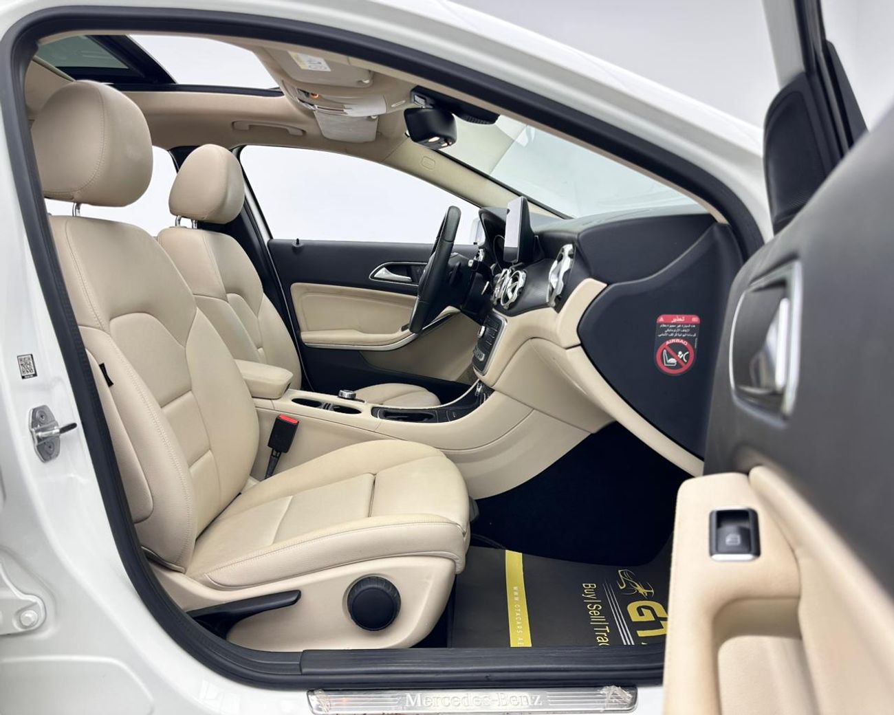 Mercedes-Benz GLA 220 2018 Mercedes-Benz GLA 220 4MATIC, 1 Year Unlimited KM Warranty, GCC