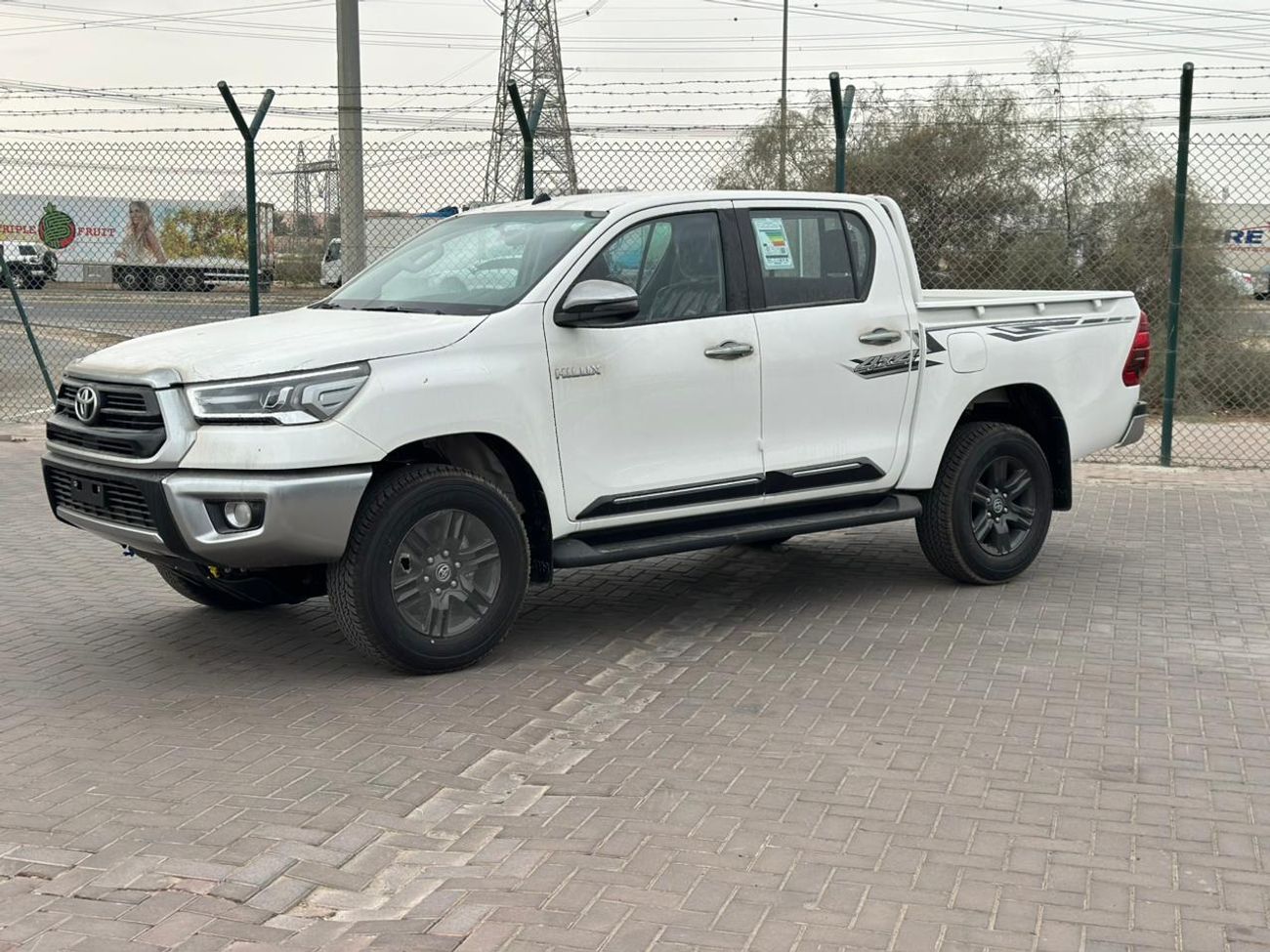 Toyota Hilux SR 2.7L