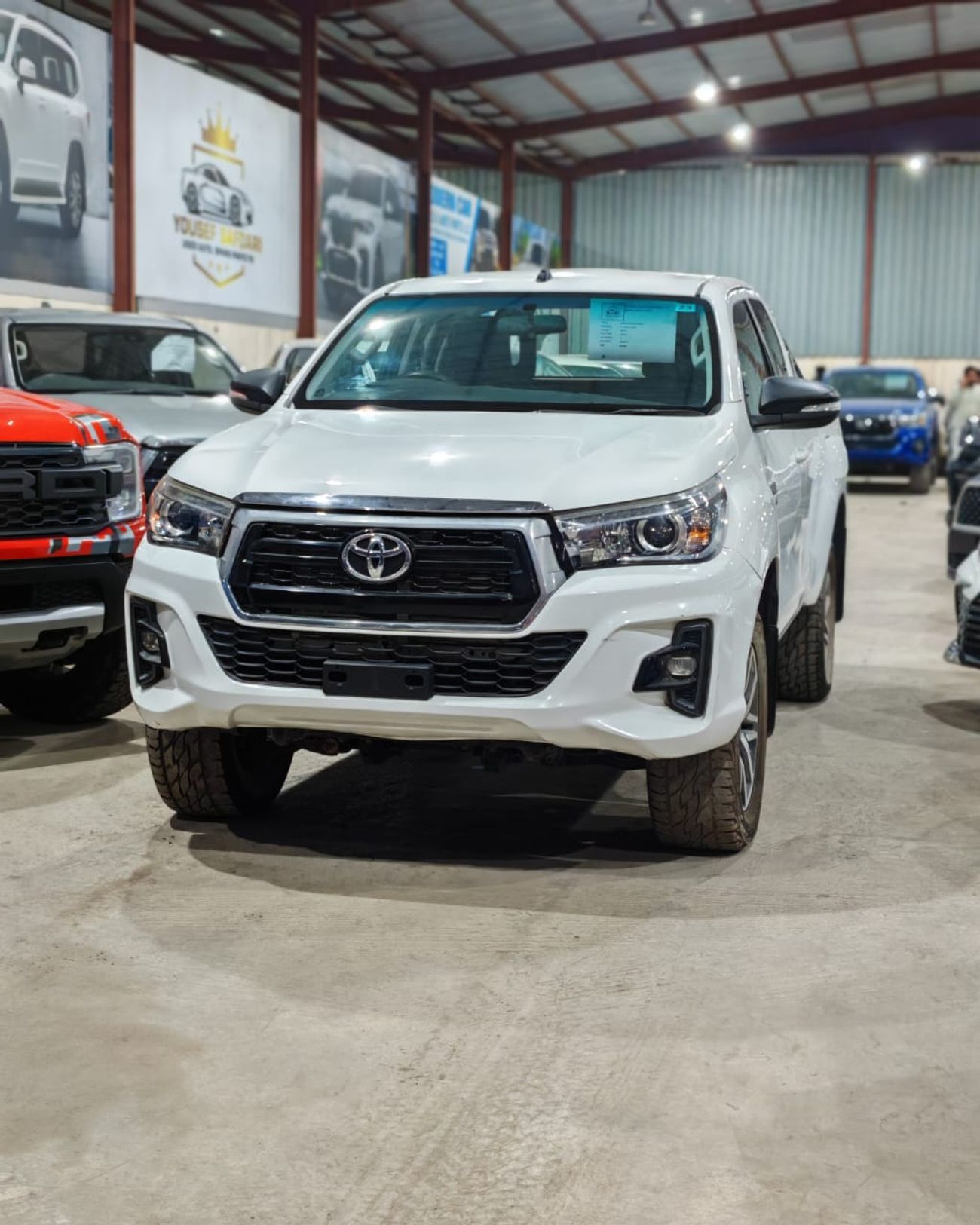 Toyota Hilux 2.8 DIESEL RIGHT HAND