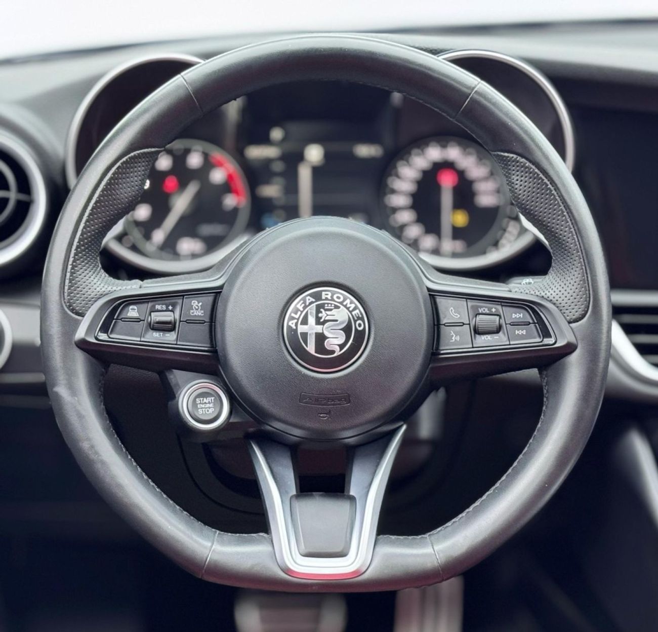 Alfa Romeo Giulia 2023 Alfa Romeo Giulia Q2 Veloce, 2027 Alfa Romeo Warranty + Service Pack, Low Kms, GCC