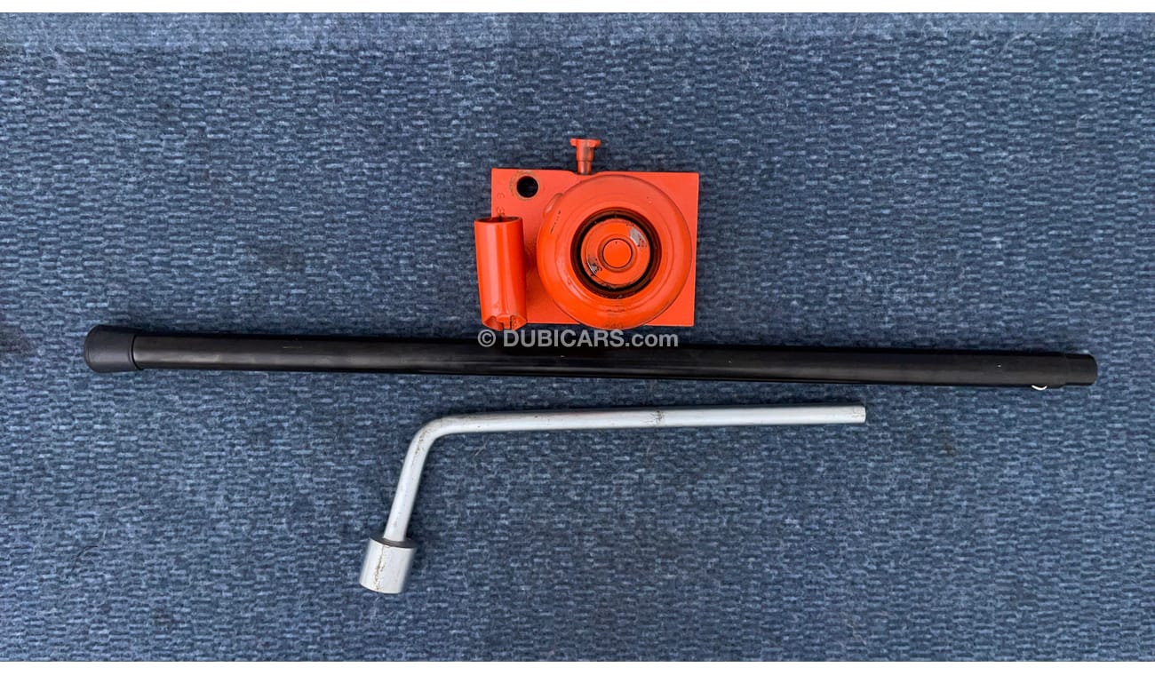 ميتسوبيشي باجيرو GLS HIGHLINE 3.8 | بدون دفعة مقدمة | اختبار قيادة مجاني للمنزل