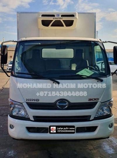 هينو 300 هينو 714 ثلاجة 4 طن ديزل ناقل الحركة اليدوي