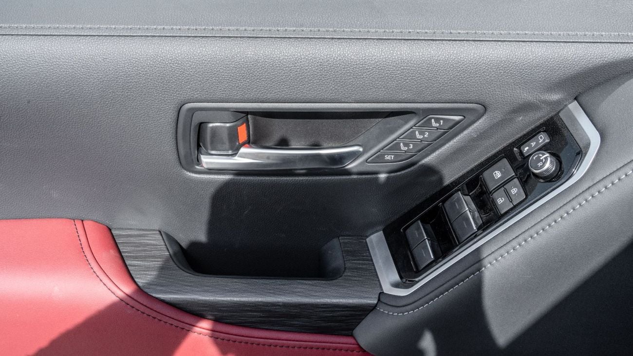 Toyota Land Cruiser 2026 Toyota Land Cruiser VXR 3.5L AT Petrol (Black-Red) Omani