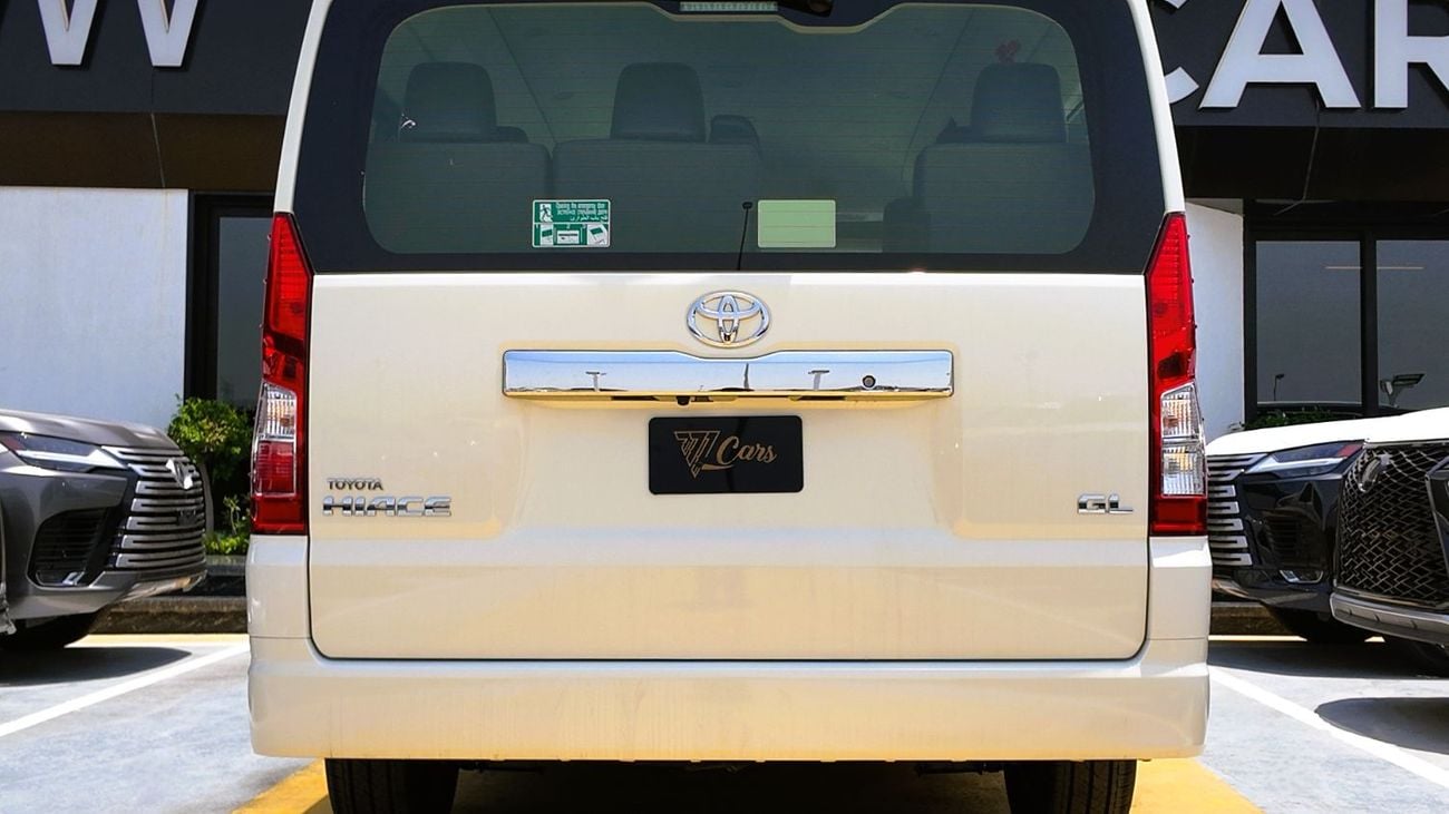 Toyota Hiace TOYOTA HIACE GL FULL OPTION M/T