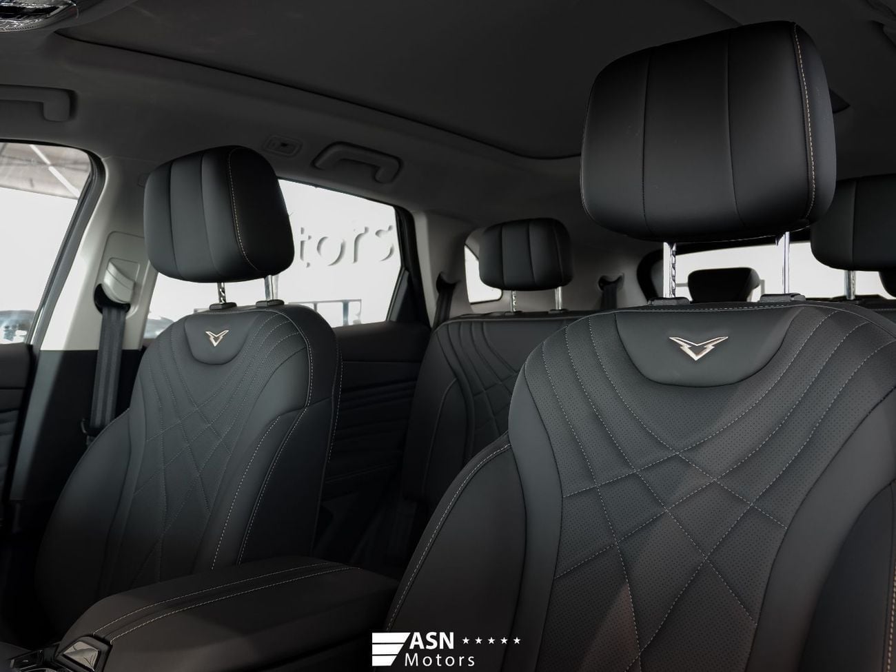 Kaiyi X7 1.5T Mountain Peak Edition 7 seater (Export Price)