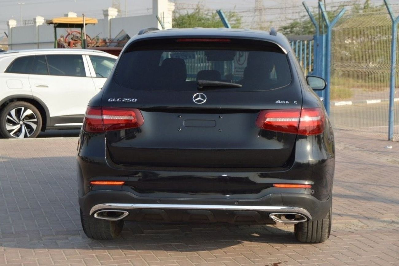 Mercedes-Benz GLC 250 Full option clean car accident free
