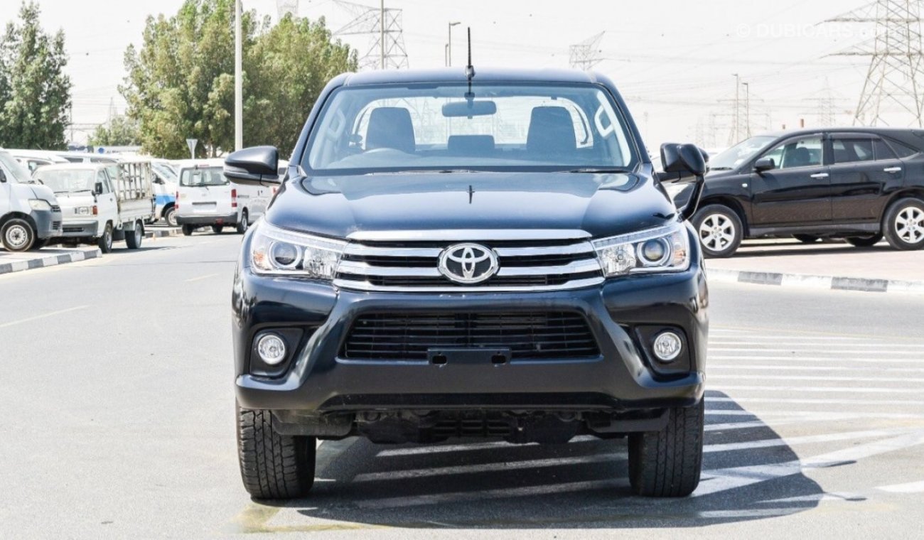 تويوتا هيلوكس Toyota Hilux 2.4 RHD Diesel engine model 2018 car very clean and good condition