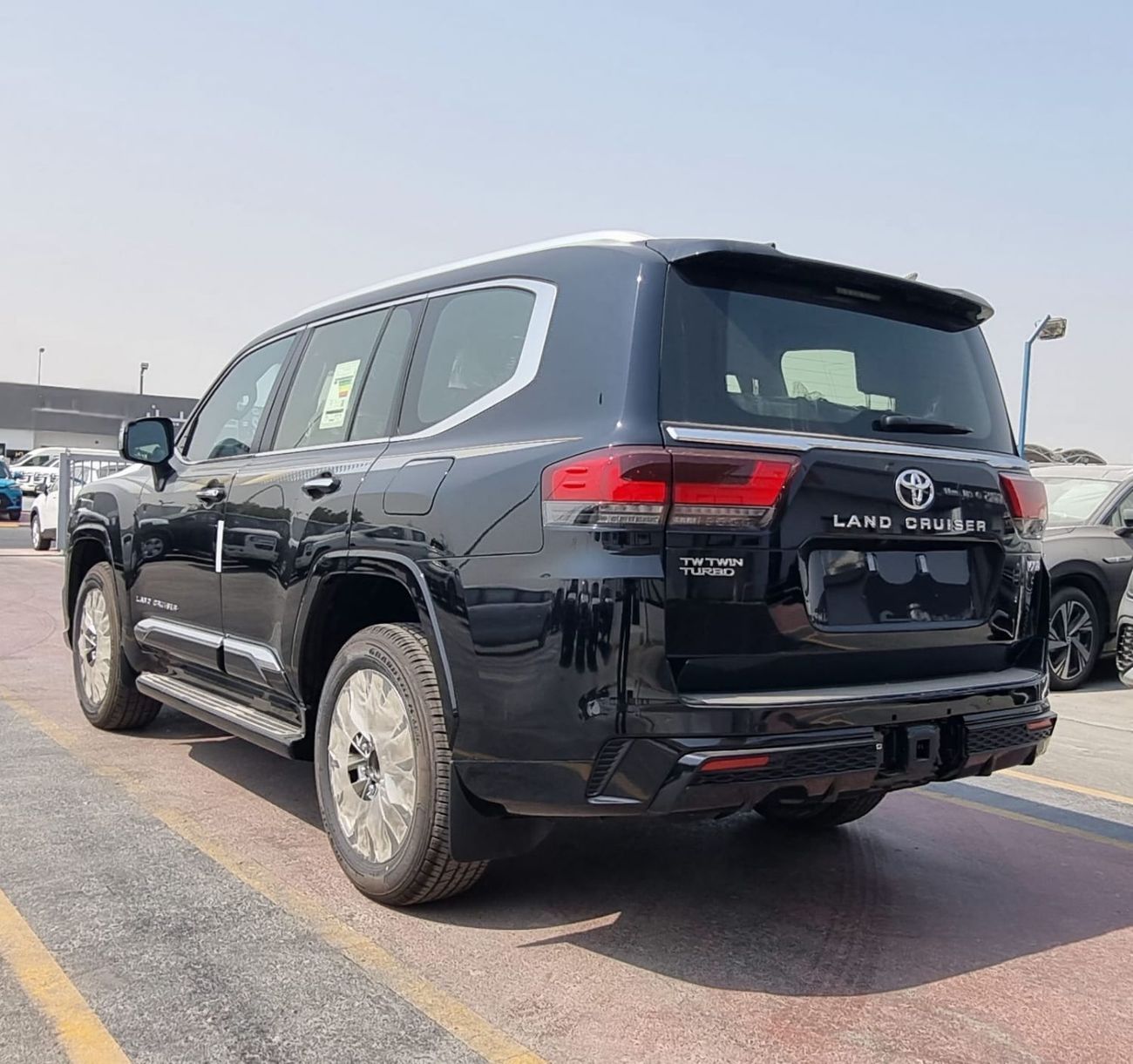 Toyota Land Cruiser TOYOTA LAND CRUISER 3.3L DIESEL VXR FULL OPTION MY 2025