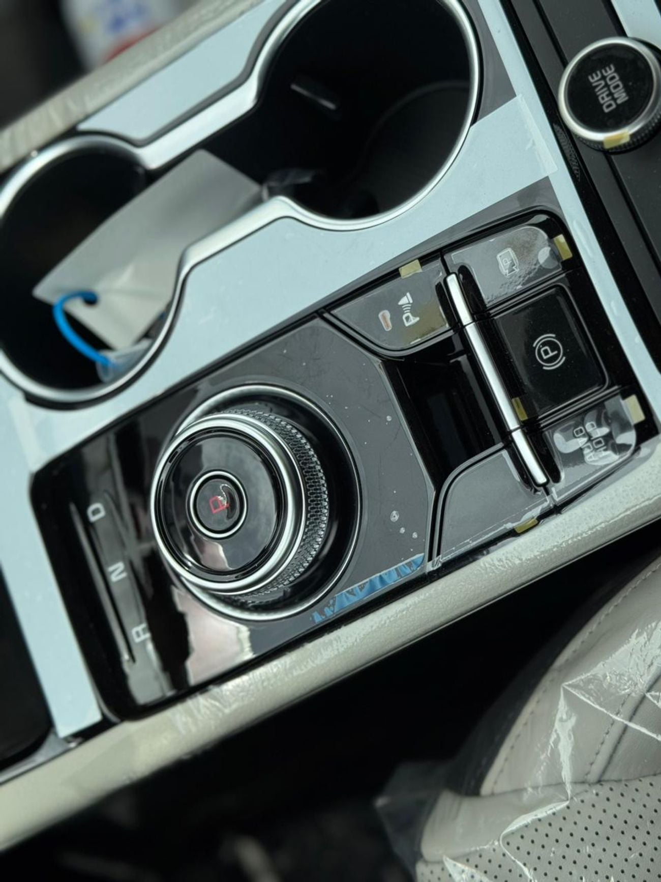 Kia K5 Kia K5  2026, GCC Specs HEV 2.0L