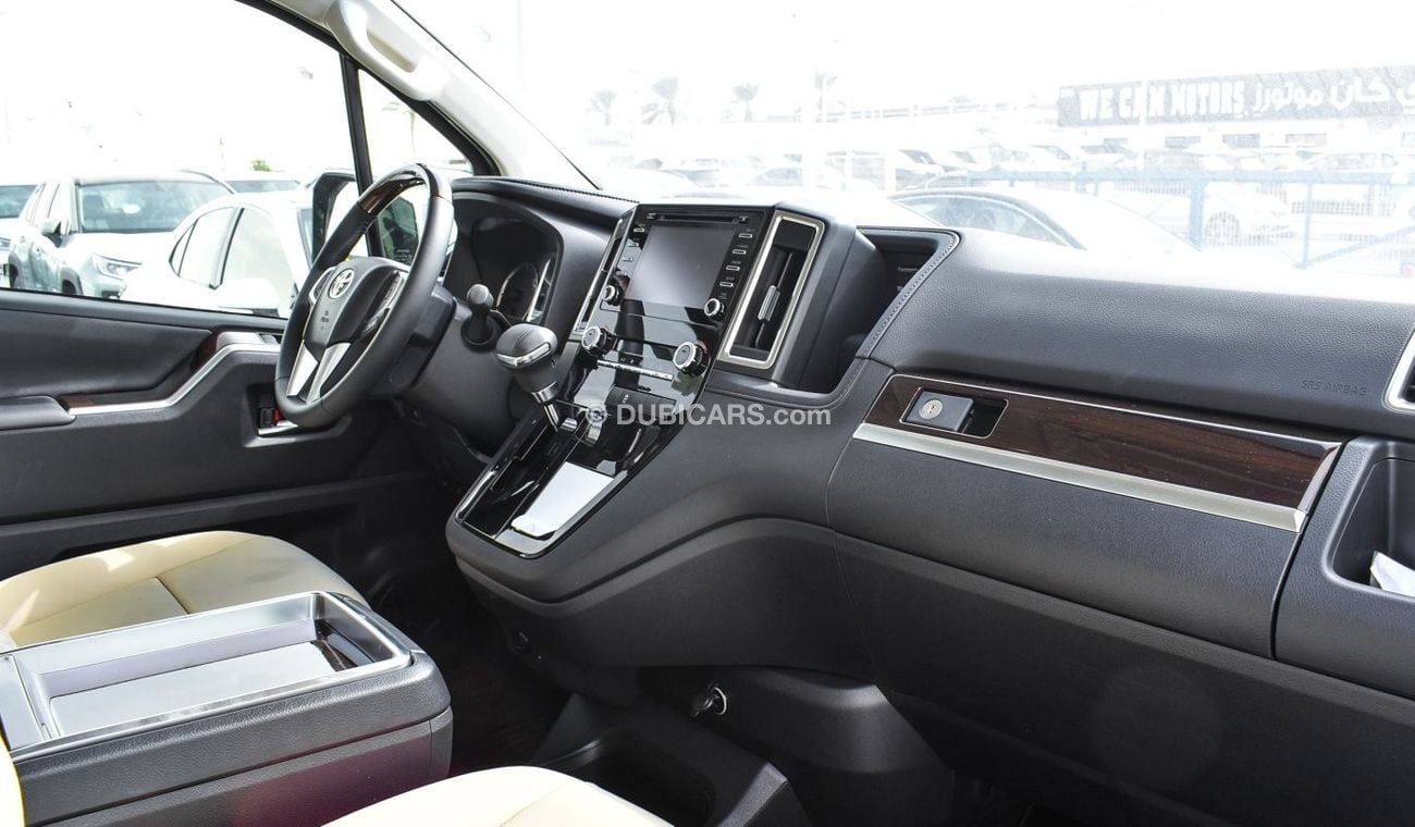 Toyota Granvia Premium  3.5L