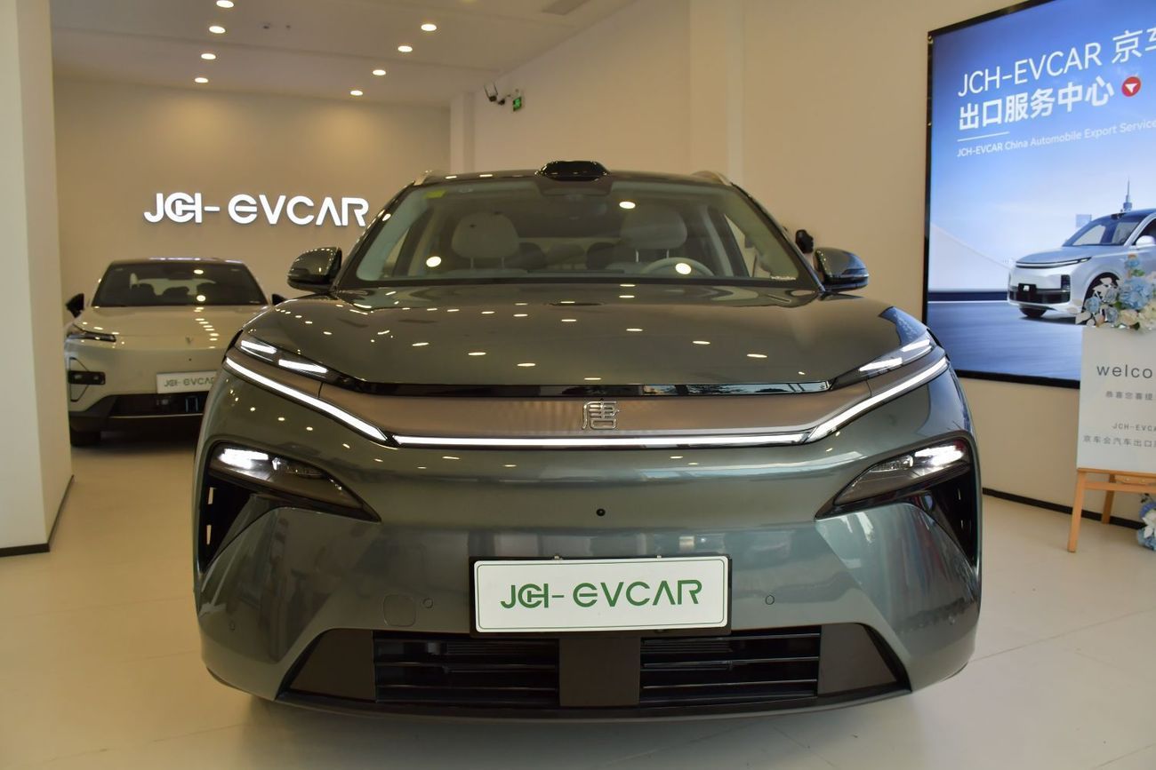 بي واي دي تانغ ل 600KM Four-wheel Drive LiDAR Flagship Model