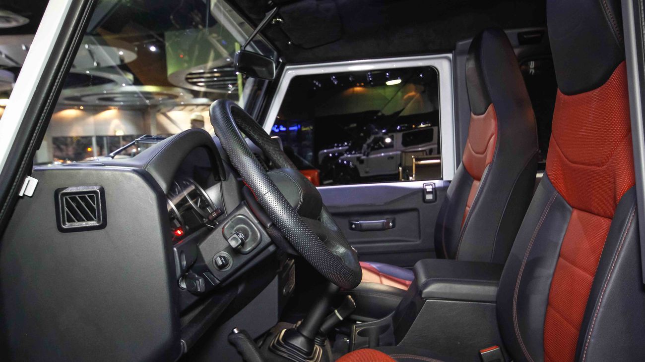 Land Rover Defender