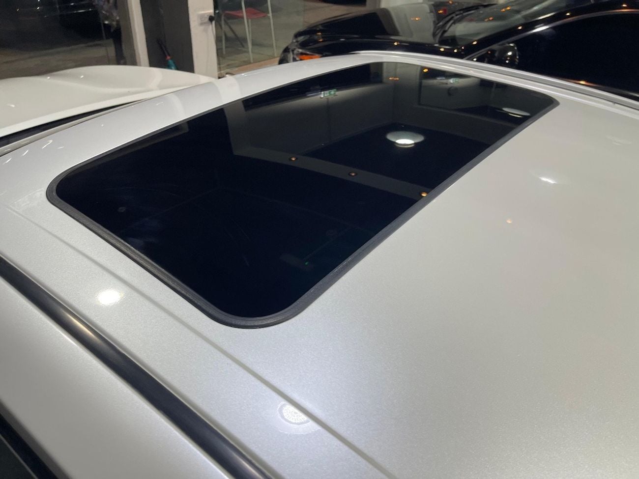 Toyota Camry SE 2.5L (181 HP)