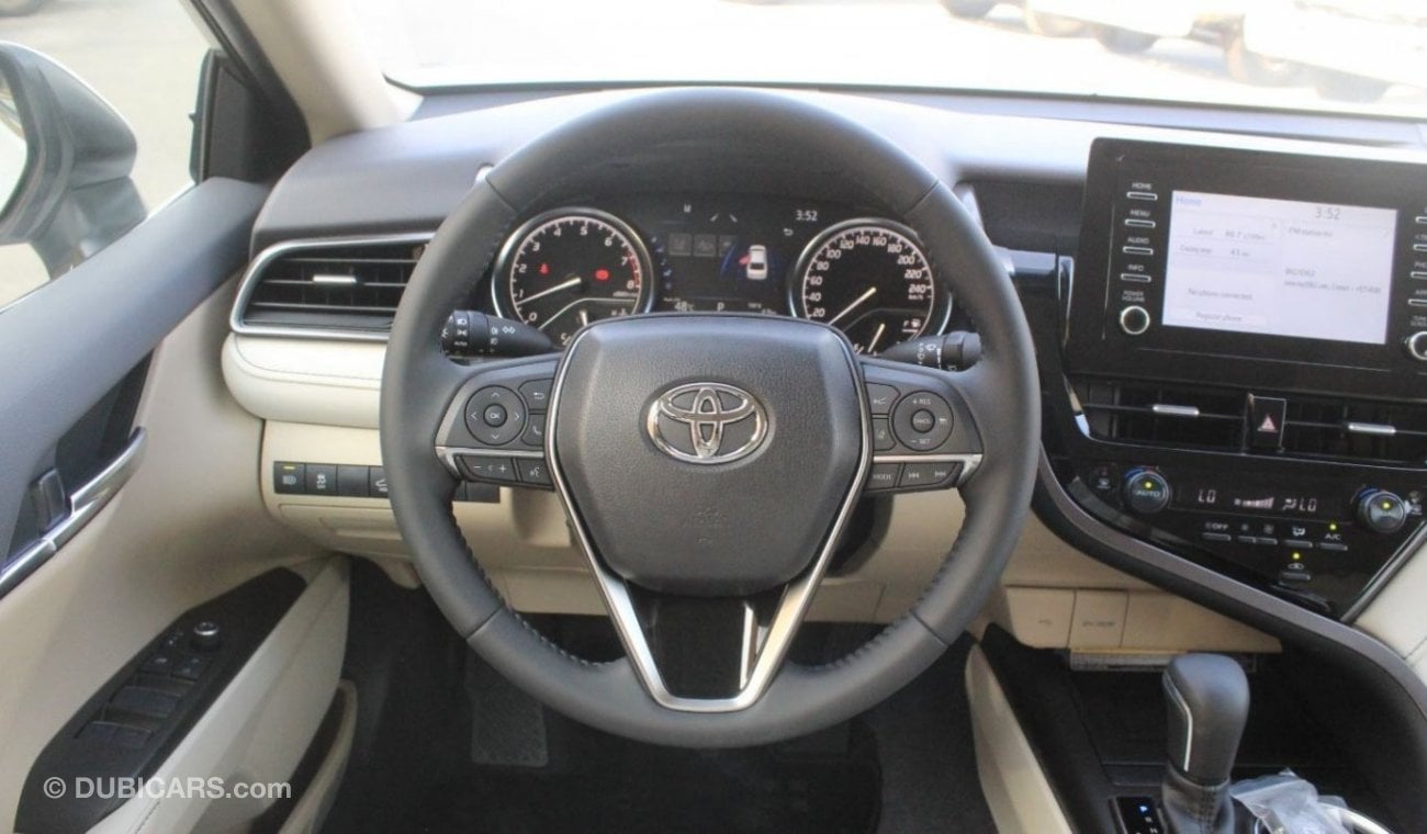 Toyota Camry Limited 3.5L V6 AT 2022 Model only for export