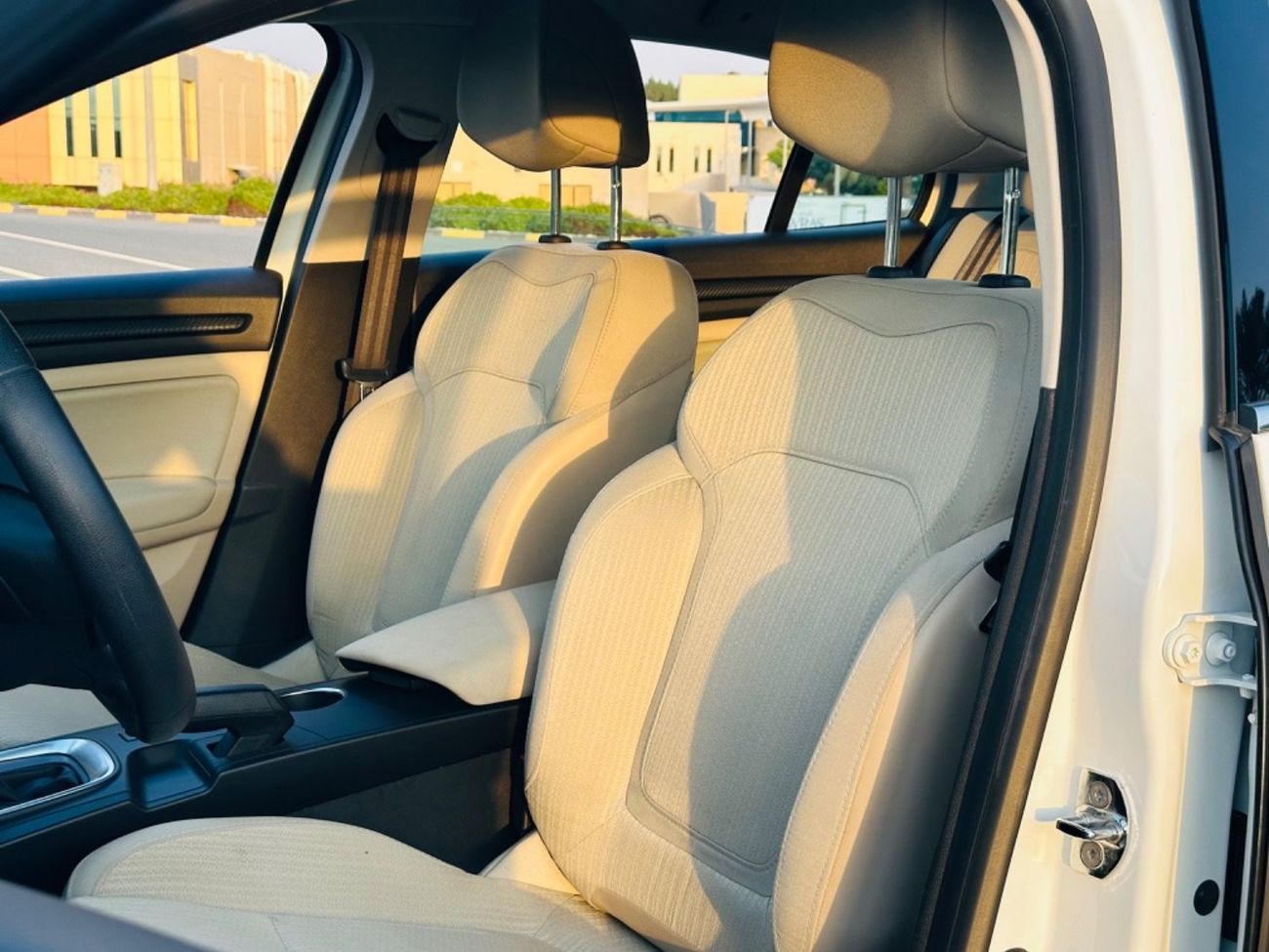 Renault Megane LE RENAULT MEGAN MODEL 2020 GCC SPACE