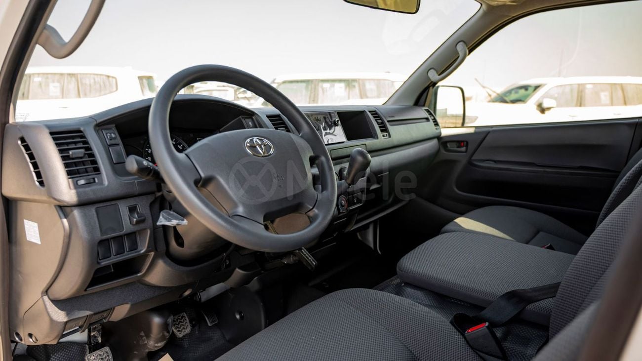تويوتا هاياس TOYOTA HIACE HR