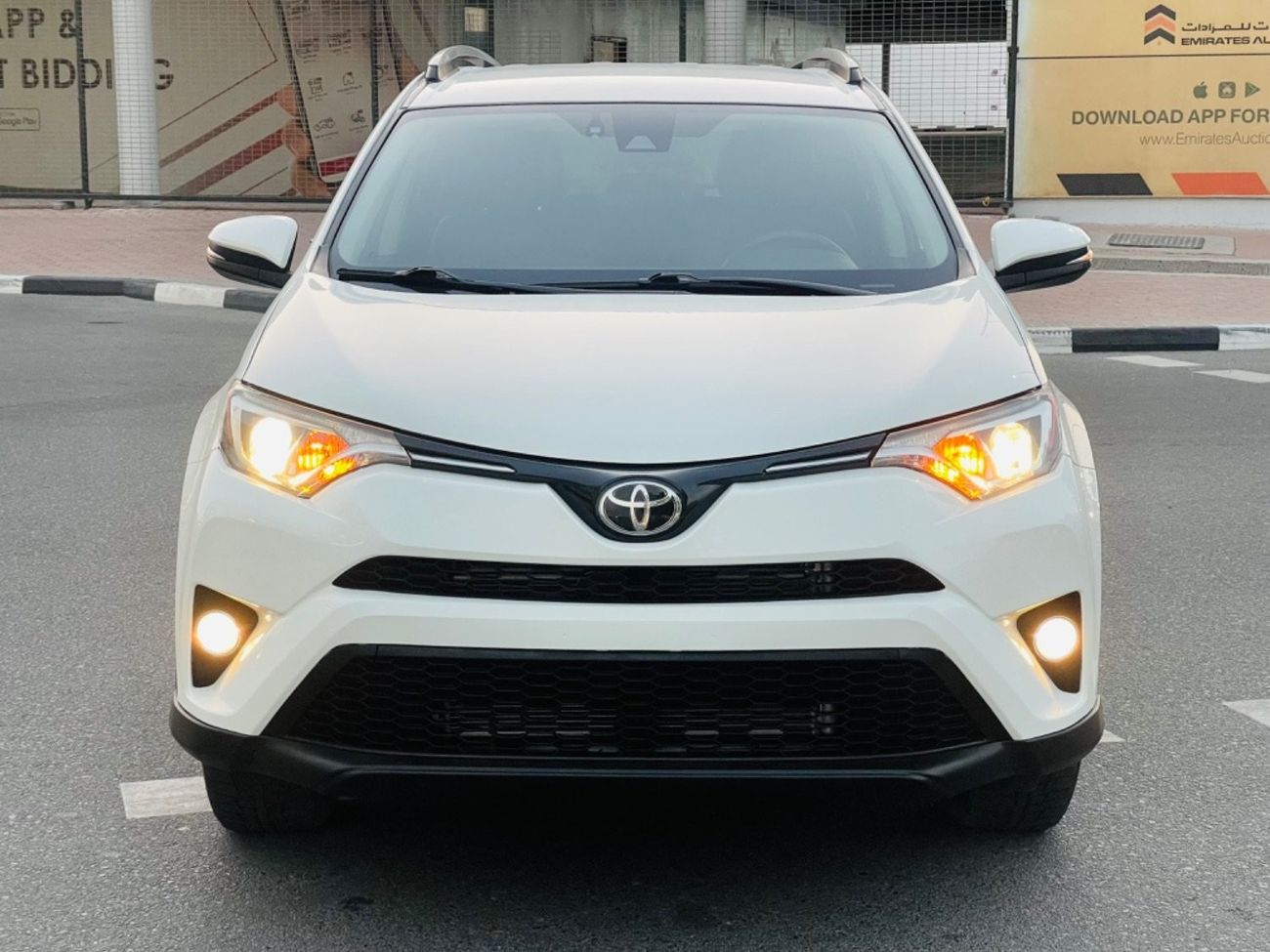 Toyota RAV4 VXR HEV 2018 RAV4 HYBRID  PUSH START