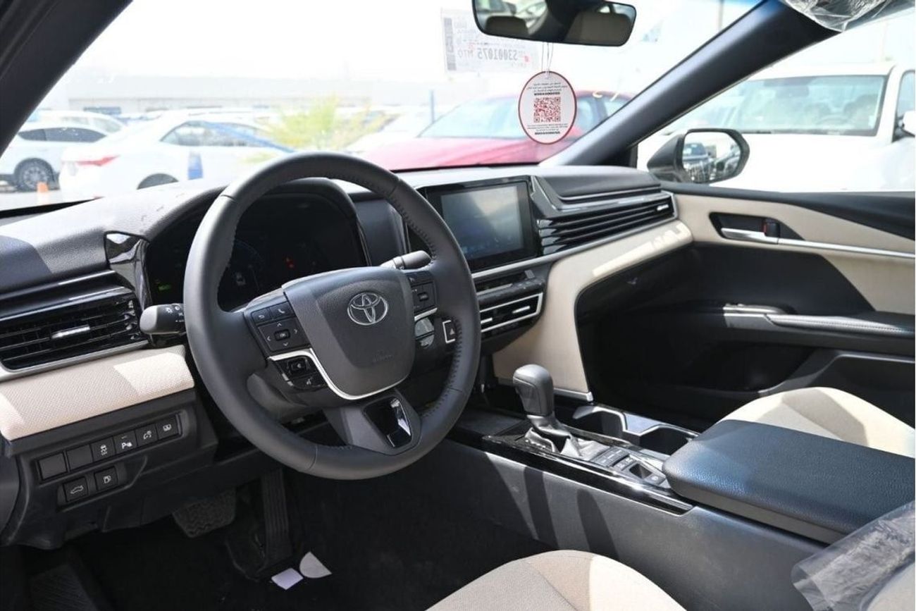 Toyota Camry Toyota Camry E-Plus 2.5L Hybrid, Model 2025, Color White (Export Price)