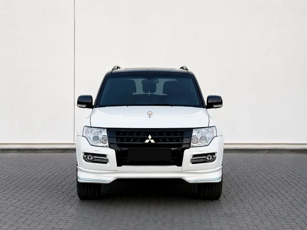 Mitsubishi Pajero GLS Top Line GCC Specs