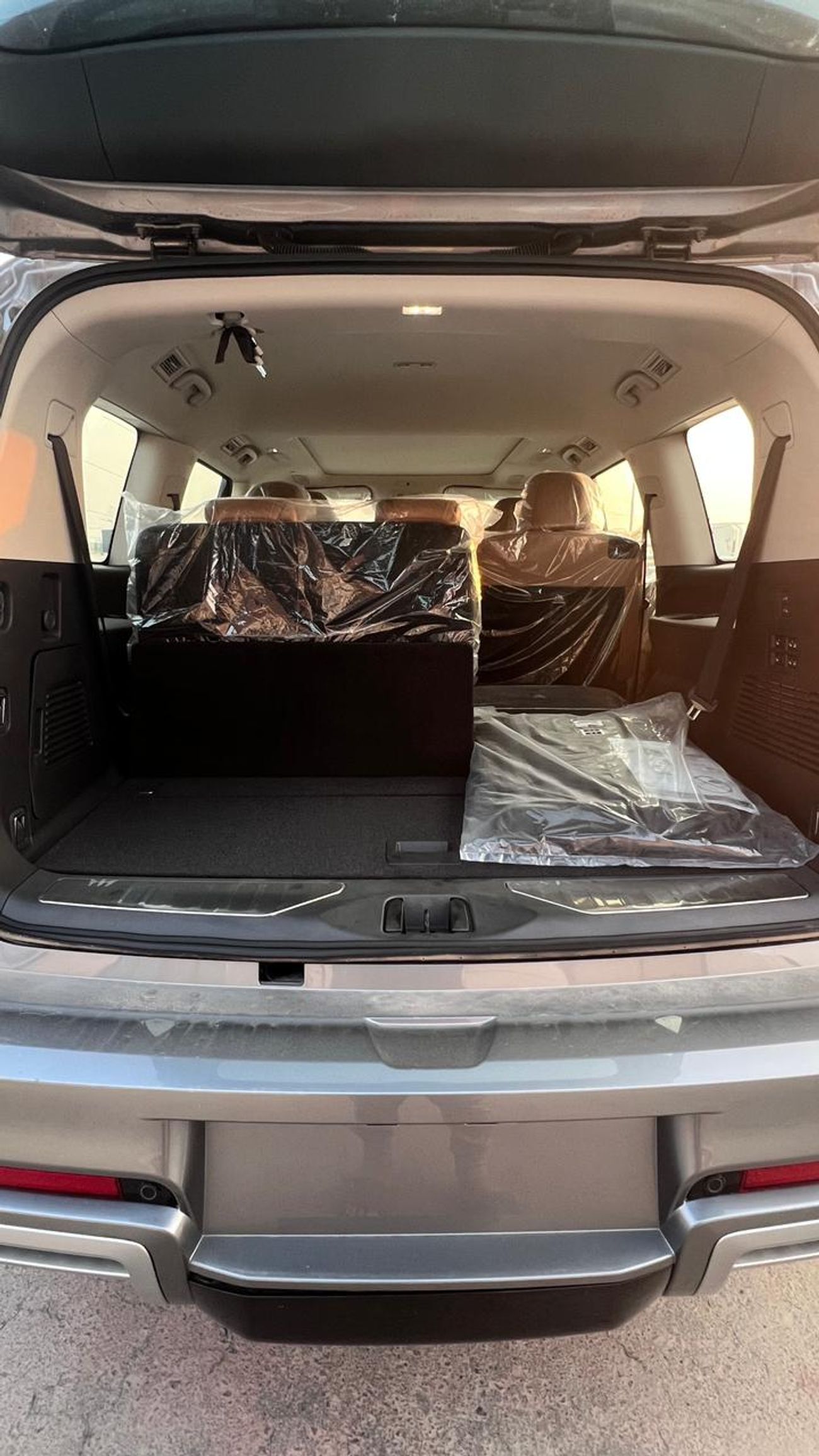 إنفينيتي QX80 Sensory Bench Chairs 3.5L