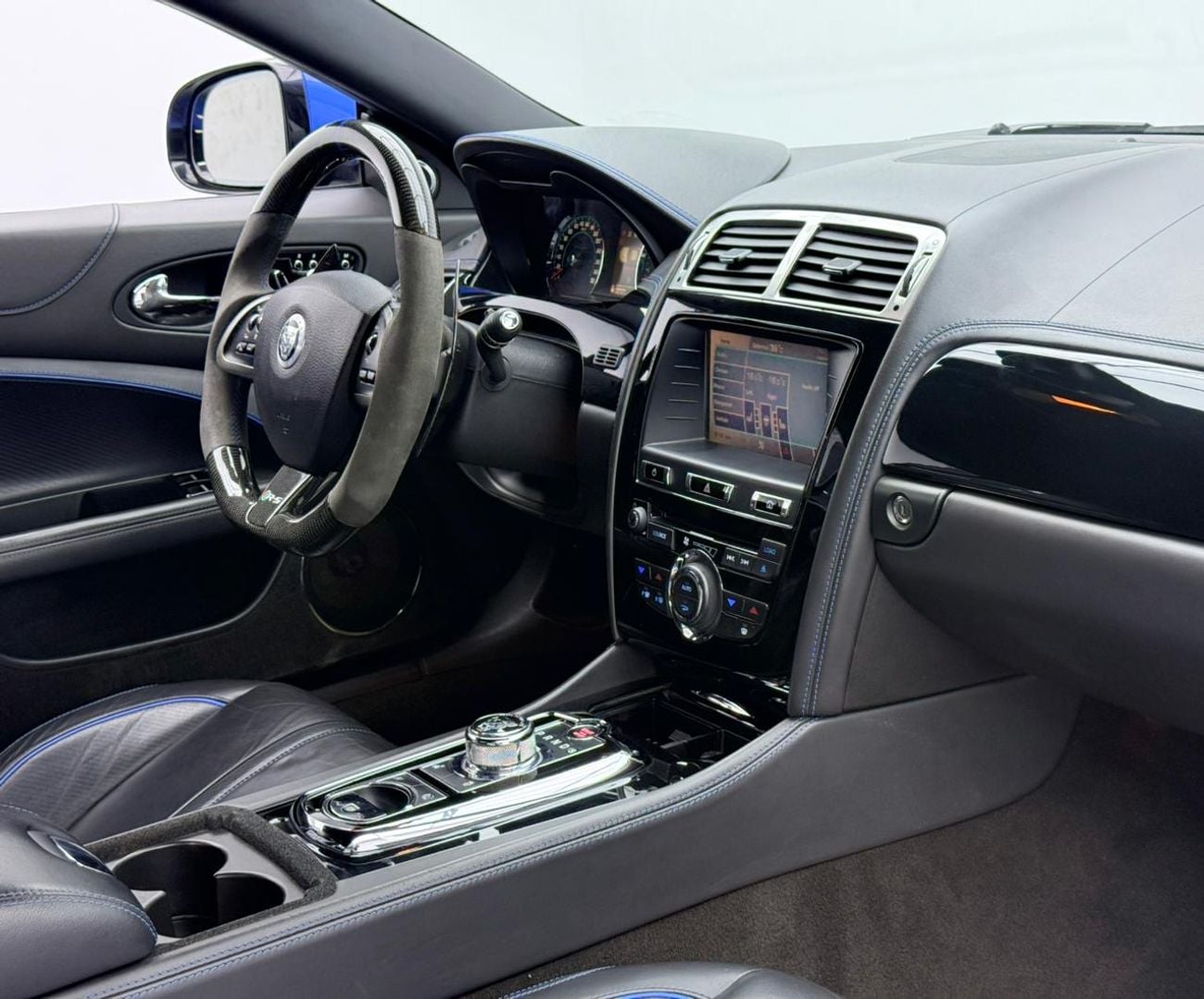 جاكوار XKR-S STANDARD 2013 Jaguar XKR S, 1 of 178 Built, Full Jaguar Service History, Carbon Fiber Package, GCC