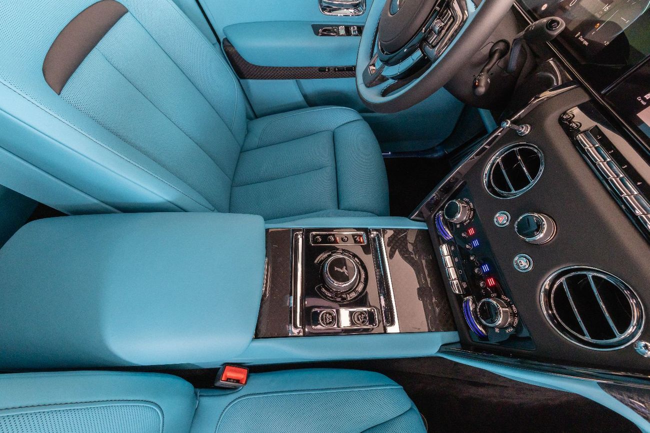 رولز رويس كولينان Rolls Royce Cullinan Black Badge | 2025