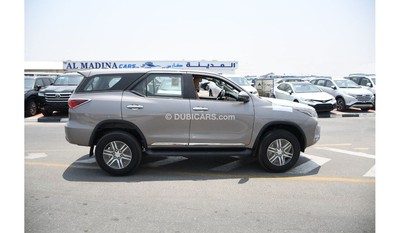 Toyota Fortuner 2023 Toyota Fortuner 2.7L 4x2 Mid option