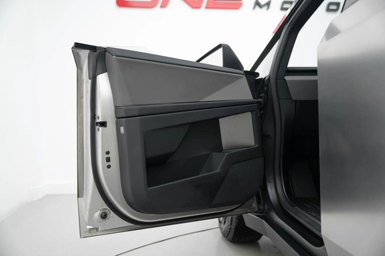 Tesla Cybertruck FOUNDATION SERIES AWD