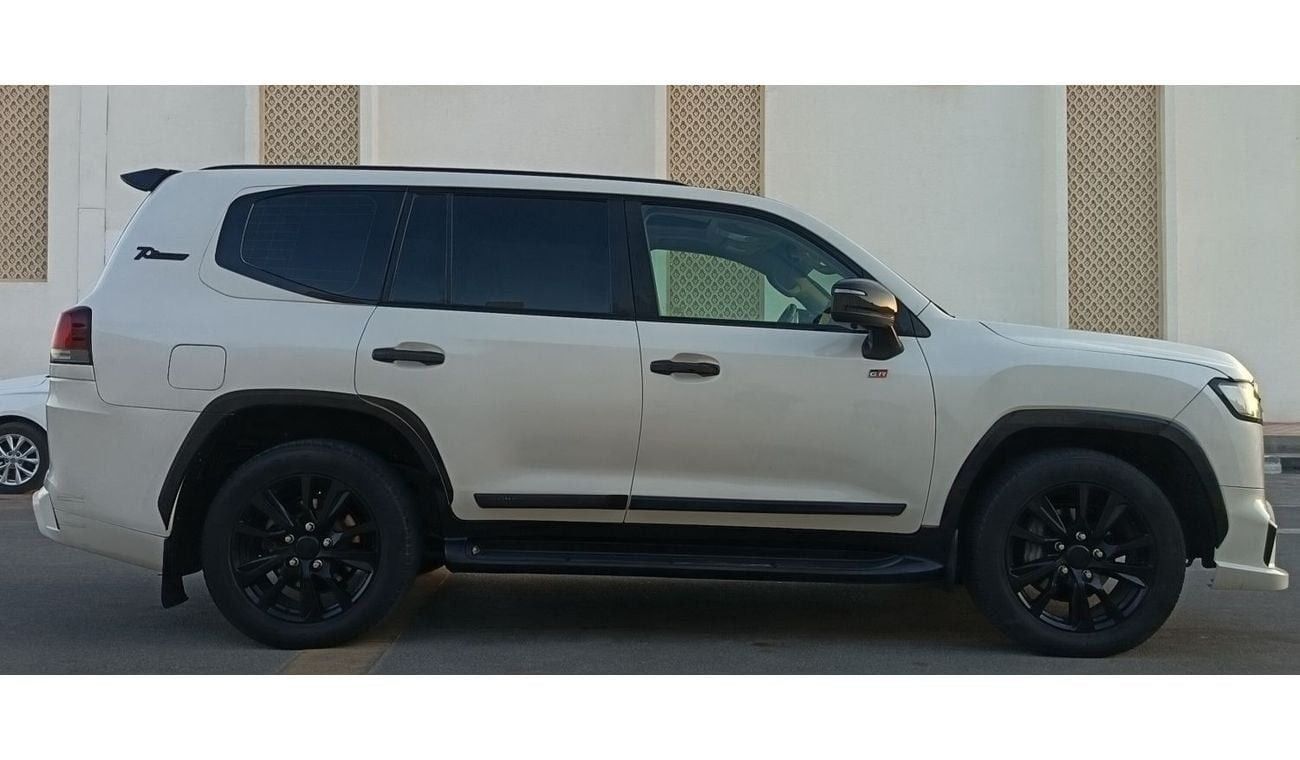 Toyota Land Cruiser 2010 vxr v8 change 202 Gr