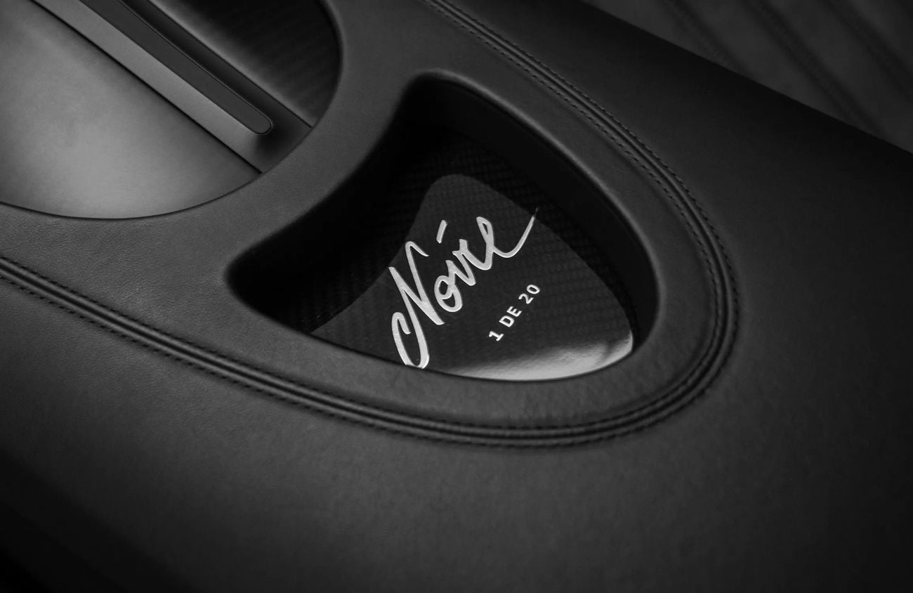بوغاتي شيرون SPORT 8.0L W16 Quad-Turbocharged Engine